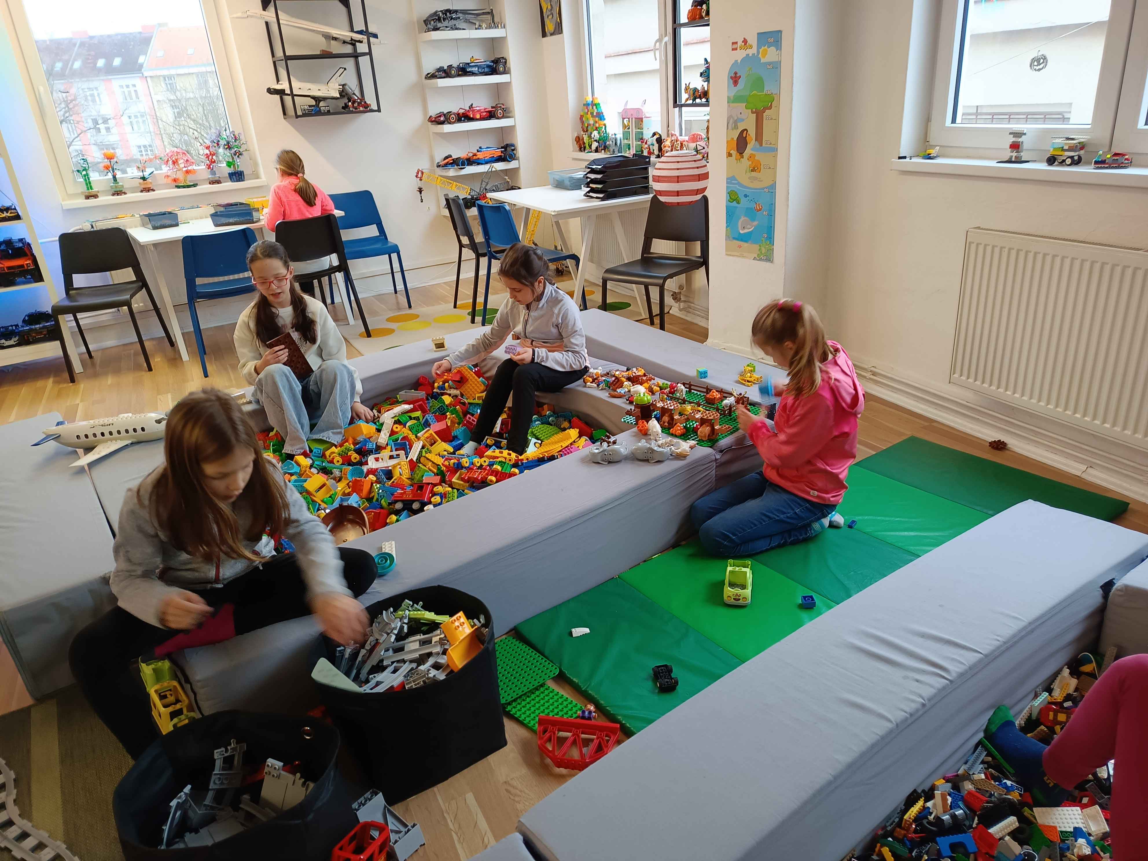 prosinec 2025 4.jpg (612 KB)